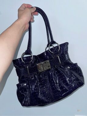 NEW！Patent Croc-Embossed Handbag in Deep Purple